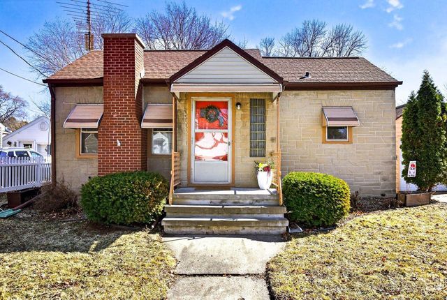 1108 N GILLETT STREET, Appleton, WI 54914