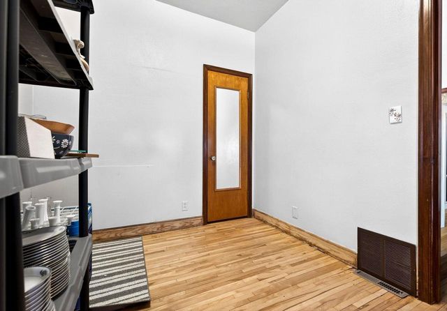 1108 N GILLETT STREET, Appleton, WI 54914