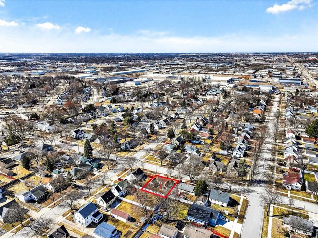 1108 N GILLETT STREET, Appleton, WI 54914