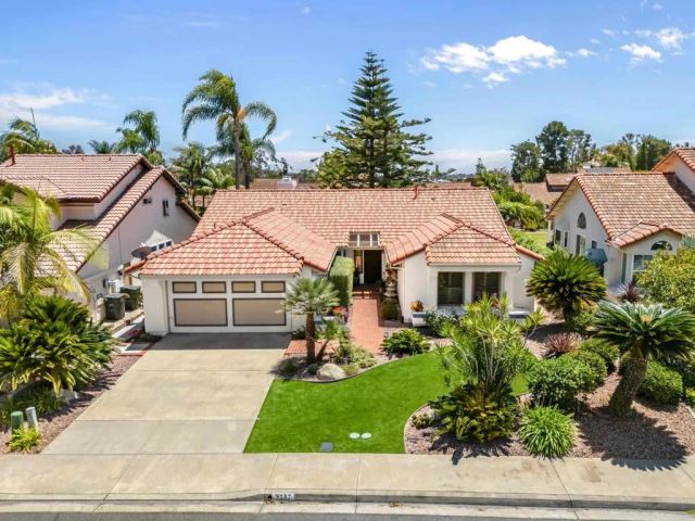 2587 Magellan Lane, Vista, CA 92081