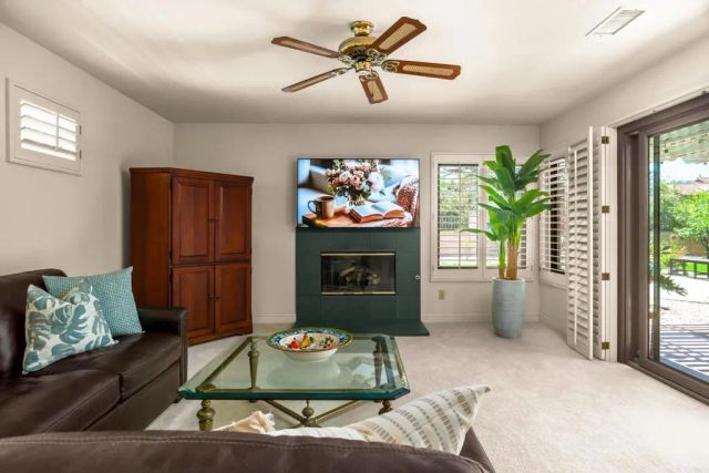 2587 Magellan Lane, Vista, CA 92081