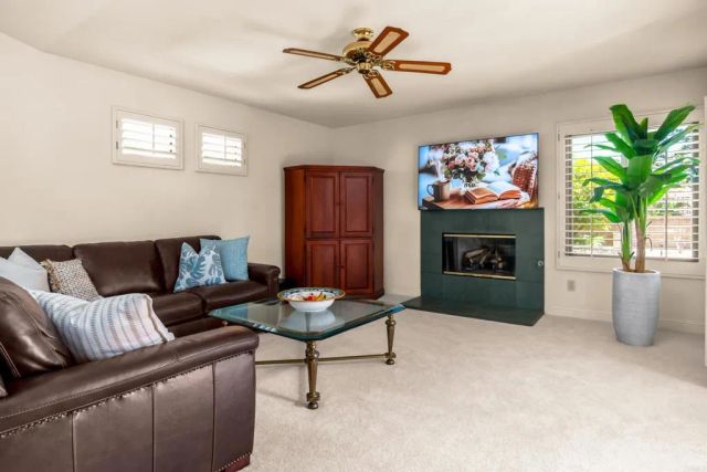 2587 Magellan Lane, Vista, CA 92081