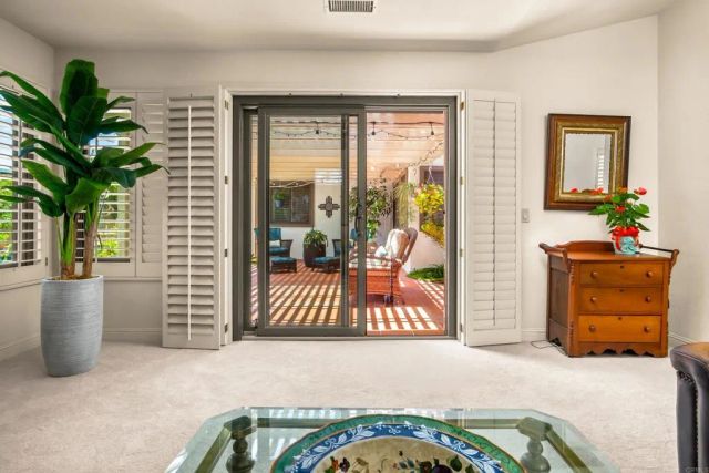 2587 Magellan Lane, Vista, CA 92081