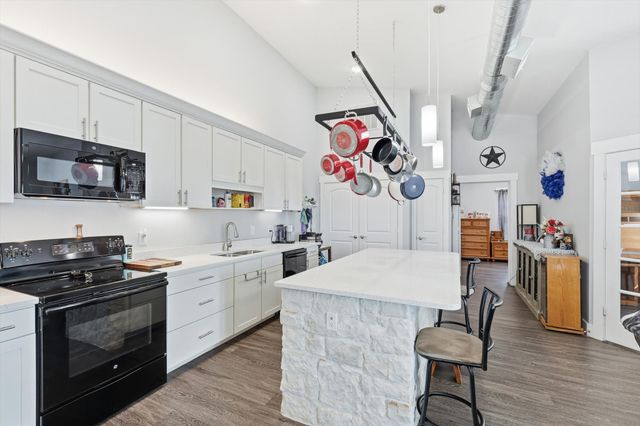 10325 E Fm 922, Tioga, TX 76271