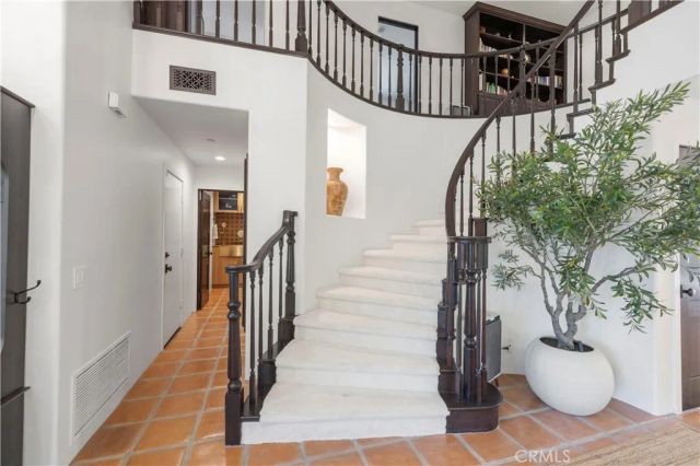 3728 Park Colony Court, Agoura Hills, CA 91301