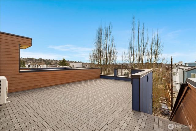 1138 A NW 57th Street, Seattle, WA 98107