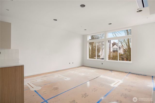 1138 A NW 57th Street, Seattle, WA 98107