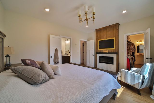 13792 Oakwood Drive, Baxter, MN 56425