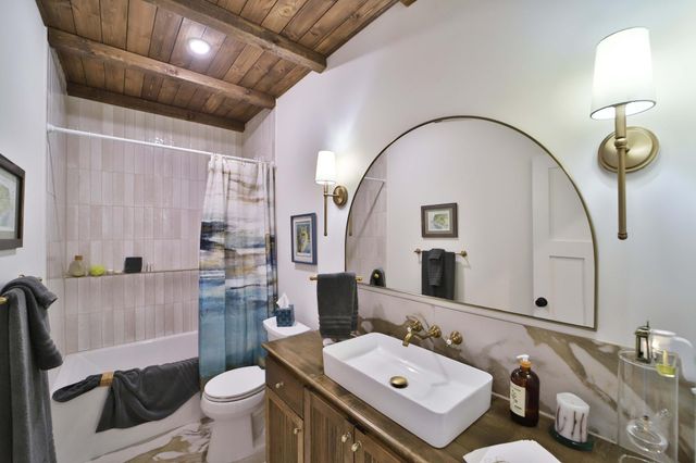 13792 Oakwood Drive, Baxter, MN 56425