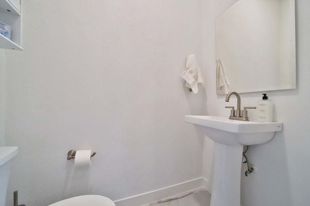 13792 Oakwood Drive, Baxter, MN 56425