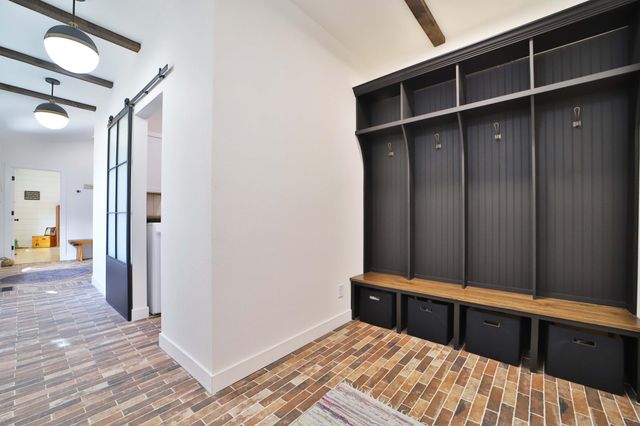 13792 Oakwood Drive, Baxter, MN 56425