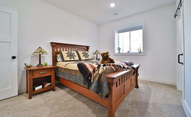 13792 Oakwood Drive, Baxter, MN 56425