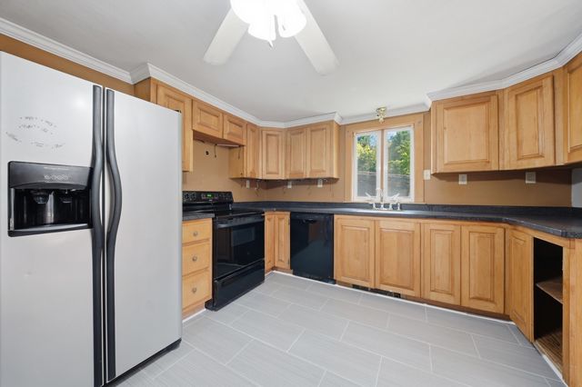 61 High Street, Greenville, NH 03048