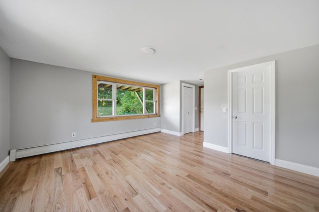 61 High Street, Greenville, NH 03048