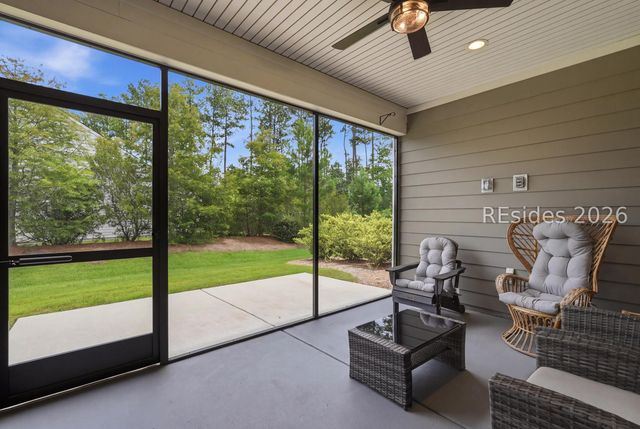 706 Turnberry Woods Dr, Bluffton, SC 29909