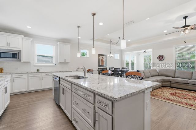 706 Turnberry Woods Dr, Bluffton, SC 29909
