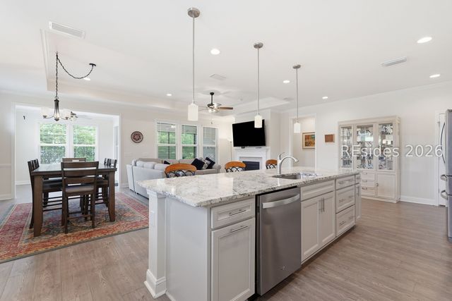 706 Turnberry Woods Dr, Bluffton, SC 29909