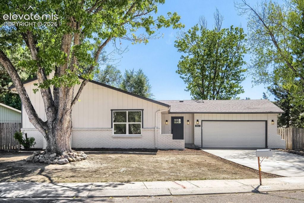 3817 N Midsummer Lane, Colorado Springs, CO 80917 — exterior