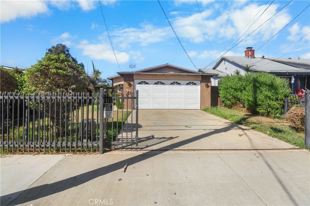 10829 Firmona Avenue, Inglewood, CA 90304 — exterior
