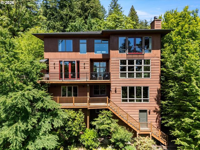 4633 Sw HILLSIDE Dr, Portland, OR 97221