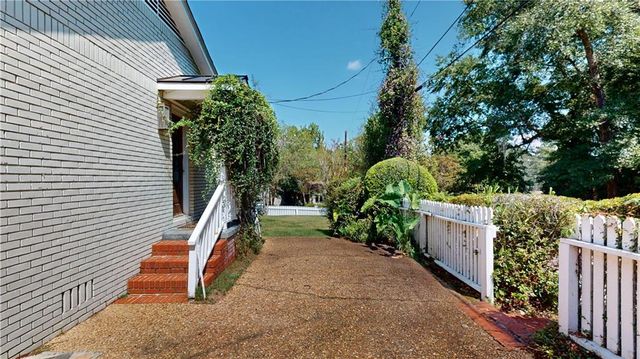 137 Batre Lane, Mobile, AL 36608