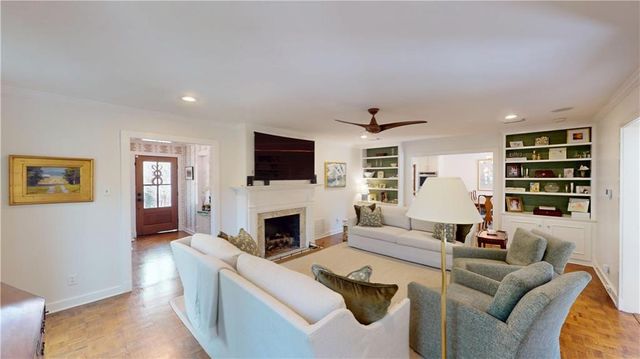 137 Batre Lane, Mobile, AL 36608