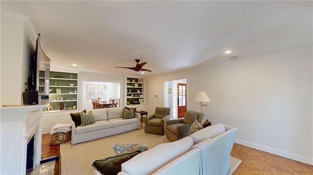 137 Batre Lane, Mobile, AL 36608