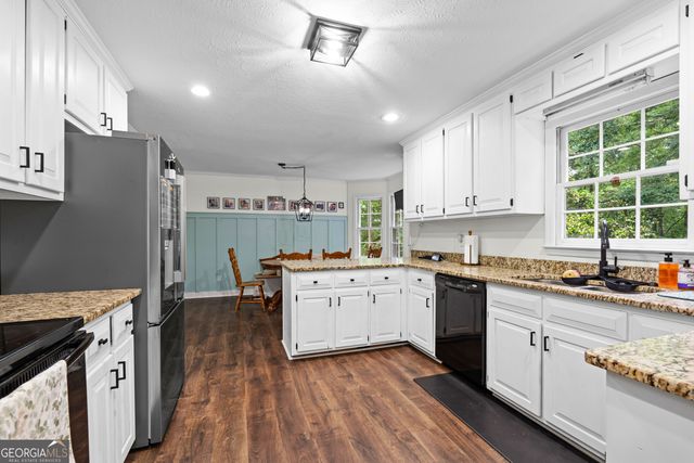129 Lismore Drive, Lagrange, GA 30240
