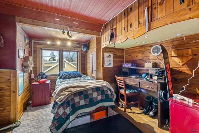 705 HARTER DR, Rapid City, SD 57702