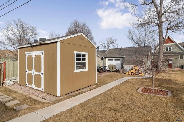 705 HARTER DR, Rapid City, SD 57702