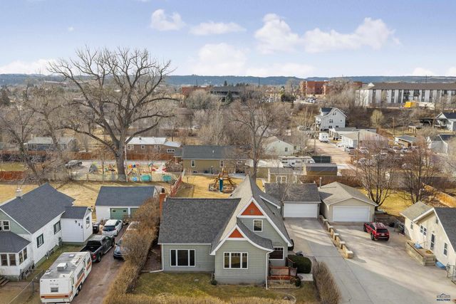 705 HARTER DR, Rapid City, SD 57702