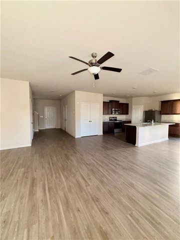 560 Moline Way, Locust Grove, GA 30248