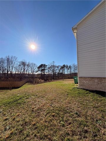 560 Moline Way, Locust Grove, GA 30248