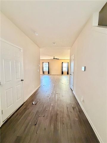 560 Moline Way, Locust Grove, GA 30248