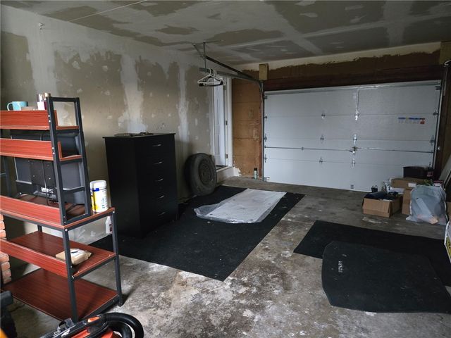 514 Penn High Park Road, Jeannette, PA 15644