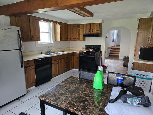 514 Penn High Park Road, Jeannette, PA 15644