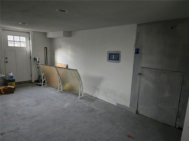 514 Penn High Park Road, Jeannette, PA 15644