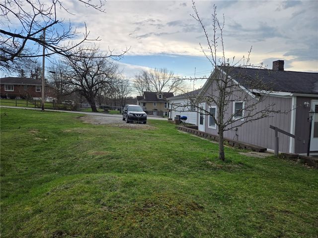 514 Penn High Park Road, Jeannette, PA 15644