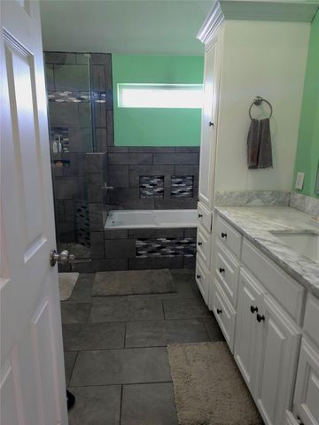 7013 Kelliwood Drive, Port Arthur, TX 77642