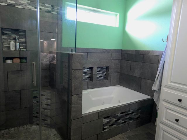 7013 Kelliwood Drive, Port Arthur, TX 77642