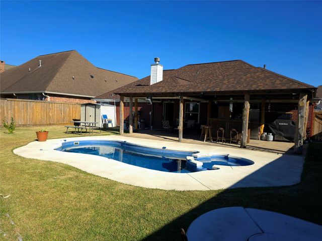 7013 Kelliwood Drive, Port Arthur, TX 77642