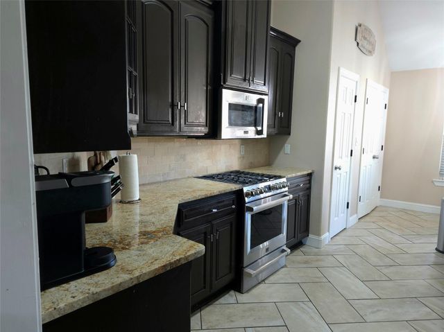 7013 Kelliwood Drive, Port Arthur, TX 77642