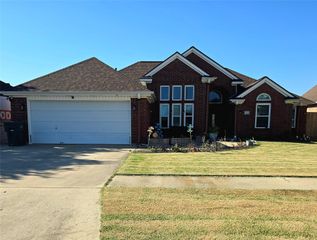 7013 Kelliwood Drive, Port Arthur, TX 77642