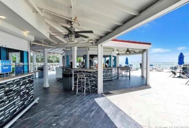 19201 Collins Ave 602, Sunny Isles Beach, FL 33160