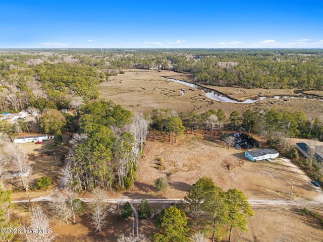 250 Edgewater Drive SW, Shallotte, NC 28470