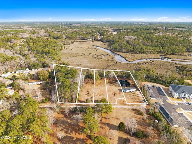 250 Edgewater Drive SW, Shallotte, NC 28470