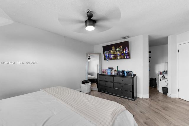 12909 SW 64th Ln, Miami, FL 33183