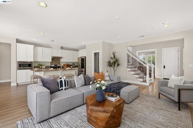 4278 Jordan Ranch Dr, Dublin, CA 94568