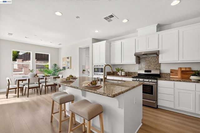 4278 Jordan Ranch Dr, Dublin, CA 94568