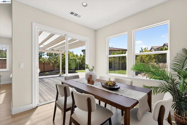 4278 Jordan Ranch Dr, Dublin, CA 94568